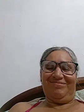 Snapshot of _candi chatting on May 2026 01:45:01 AM candi online show from May 2026 01:45:01 AM