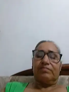 Snapshot of _candi chatting on May 2026 02:28:02 AM candi online show from May 2026 02:28:02 AM