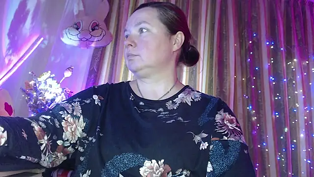 amorelara online show from July 2026 11:45:02 AM