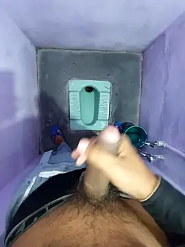 studboy1111 online show from November 2025 08:23:02 PM