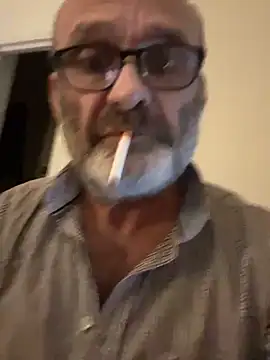 Snapshot of Shyboy817 chatting on December 2025 02:31:01 AM Shyboy817 online show from December 2025 02:31:01 AM