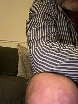 Snapshot of Shyboy817 chatting on February 2026 07:42:02 PM Shyboy817 online show from February 2026 07:42:02 PM