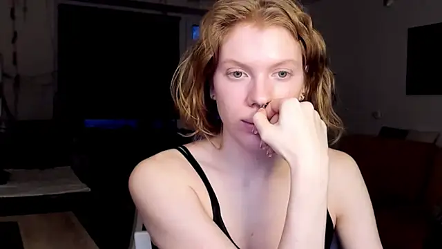 Snapshot of StellaDavis chatting on February 2025 01:22:01 PM StellaDavis online show from February 2025 01:22:01 PM