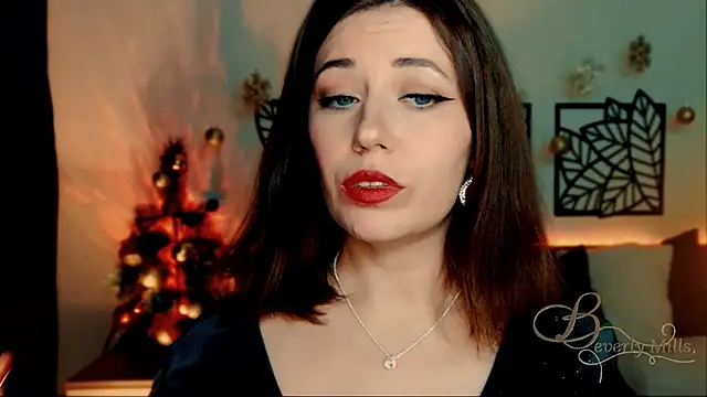 MissBeverlyMills online show from January 2025 06:49:01 PM