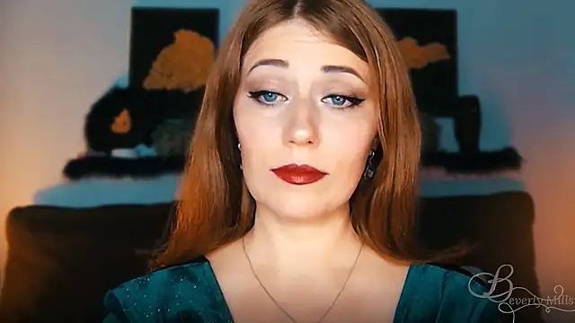 MissBeverlyMills online show from September 2025 08:19:01 PM