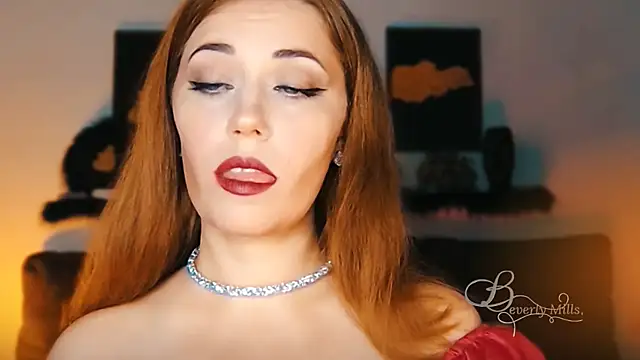 MissBeverlyMills online show from September 2025 06:23:02 PM