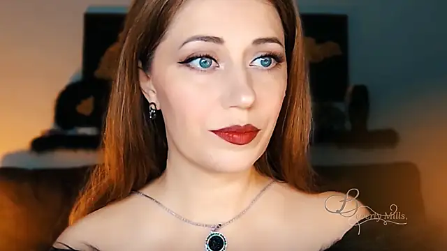 MissBeverlyMills online show from October 2025 04:54:01 AM