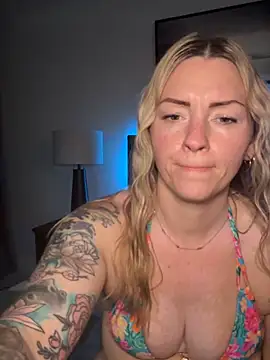 MaggieMayI89 online show from June 2026 05:49:02 PM