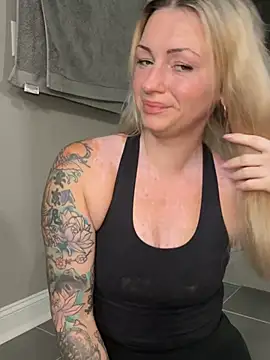 MaggieMayI89 online show from July 2026 12:52:01 PM