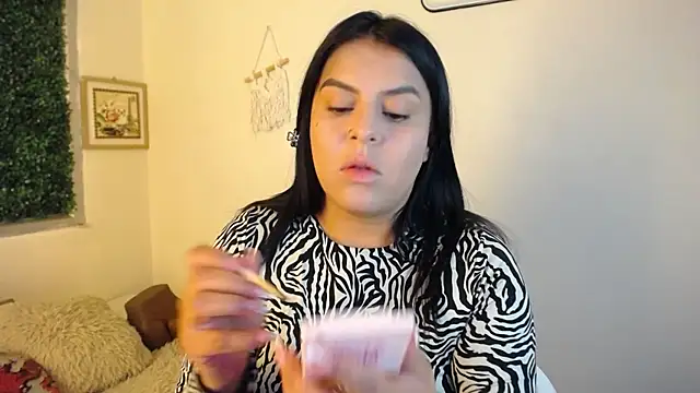  poison sweet online show from July 2026 04:44:02 PM