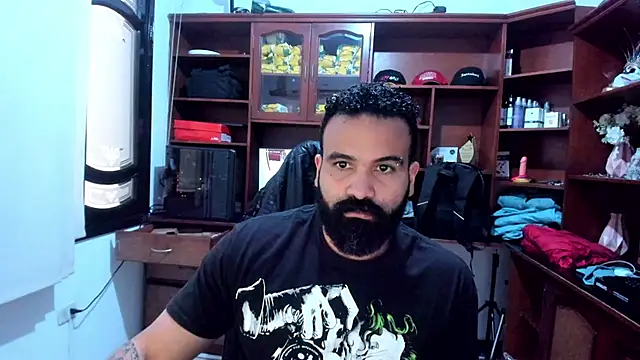 Snapshot of Drako_Argentii chatting on December 2024 12:49:01 PM Drako Argentii online show from December 2024 12:49:01 PM