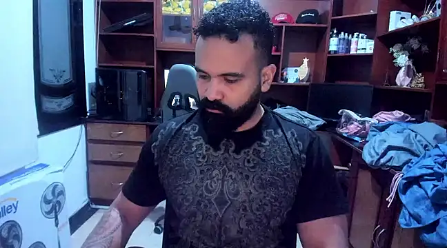 Snapshot of Drako_Argentii chatting on December 2024 03:29:02 AM Drako Argentii online show from December 2024 03:29:02 AM