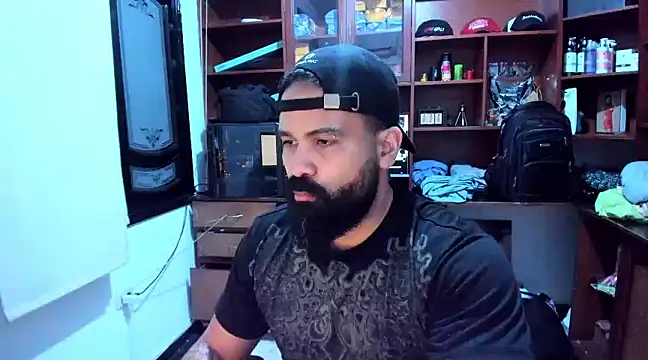 Snapshot of Drako_Argentii chatting on January 2025 03:32:02 AM Drako Argentii online show from January 2025 03:32:02 AM