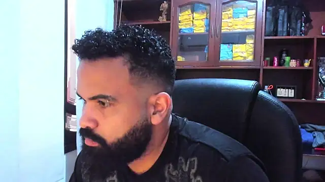 Snapshot of Drako_Argentii chatting on March 2025 05:05:01 PM Drako Argentii online show from March 2025 05:05:01 PM