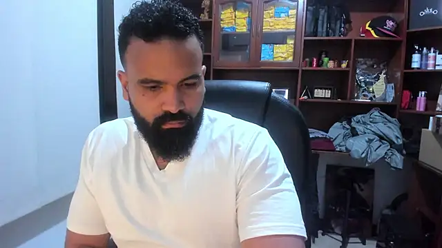 Snapshot of Drako_Argentii chatting on March 2025 07:30:02 AM Drako Argentii online show from March 2025 07:30:02 AM