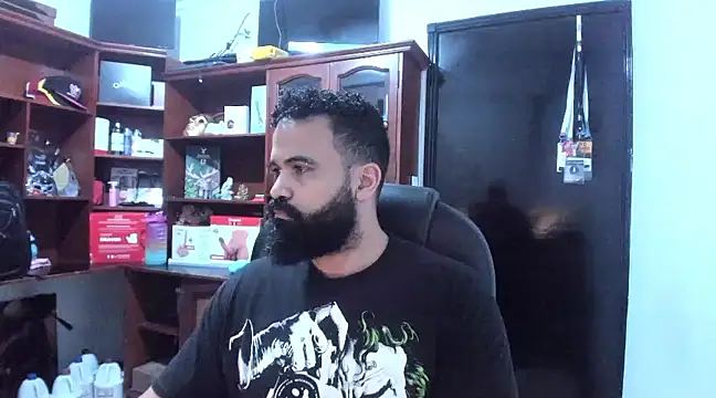 Snapshot of Drako_Argentii chatting on March 2025 06:47:01 AM Drako Argentii online show from March 2025 06:47:01 AM