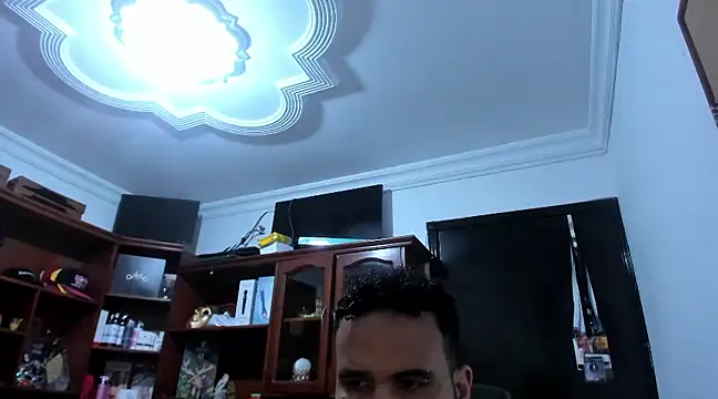 Snapshot of Drako_Argentii chatting on March 2025 06:20:02 AM Drako Argentii online show from March 2025 06:20:02 AM