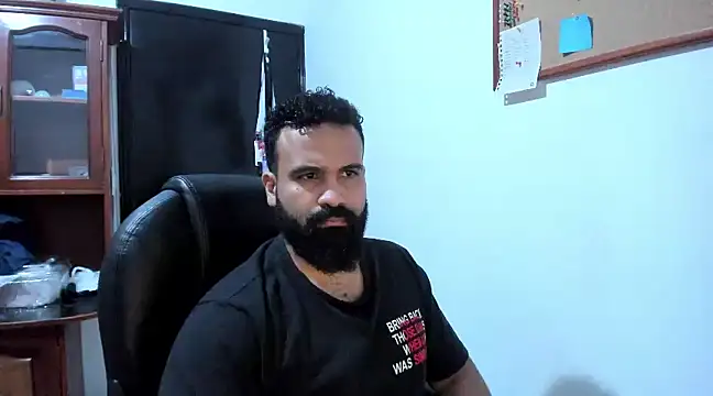 Snapshot of Drako_Argentii chatting on March 2025 11:03:02 PM Drako Argentii online show from March 2025 11:03:02 PM