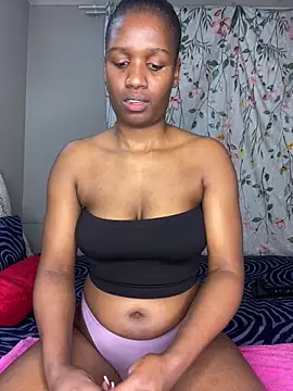 Snapshot of Kinkyy_ chatting on November 2025 10:31:01 PM Kinkyy online show from November 2025 10:31:01 PM