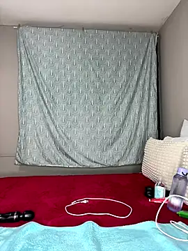 Snapshot of Kinkyy_ chatting on December 2025 11:44:02 PM Kinkyy online show from December 2025 11:44:02 PM