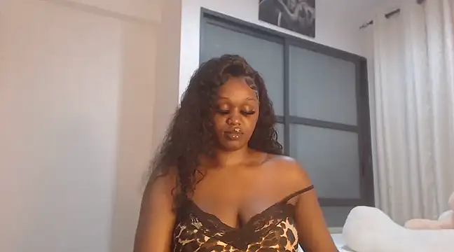 Lafaye19 online show from December 2024 09:57:01 PM