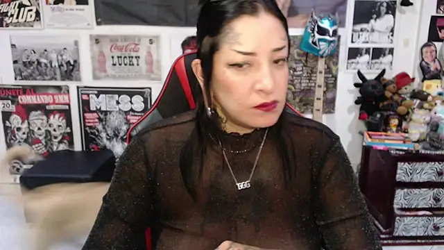 Rollyderolandia666 online show from October 2025 10:19:01 PM