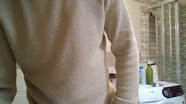 Latino Bull online show from November 2025 07:02:02 PM