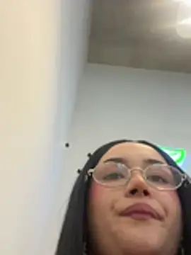 Electra doll  online show from April 2026 10:20:01 PM