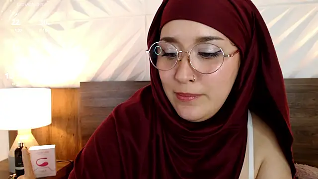 Snapshot of Dalila_bashar chatting on February 2025 07:55:01 PM Dalila bashar online show from February 2025 07:55:01 PM