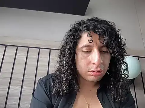 littlelatinhunter online show from May 2026 03:39:01 PM