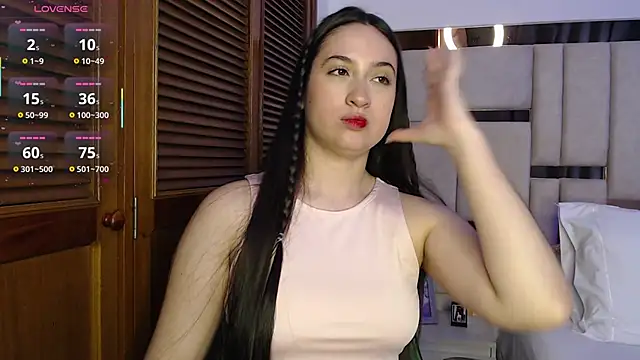 sofiaduque 26 online show from May 2026 07:52:02 PM