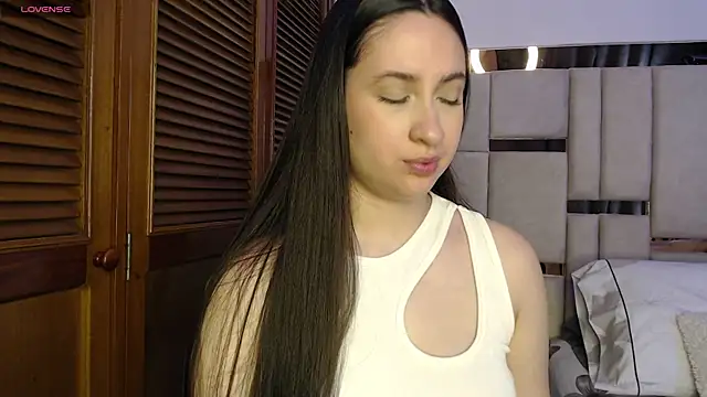 sofiaduque 26 online show from June 2026 08:03:01 PM