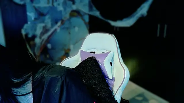 Madison Jackson online show from October 2025 10:30:01 PM