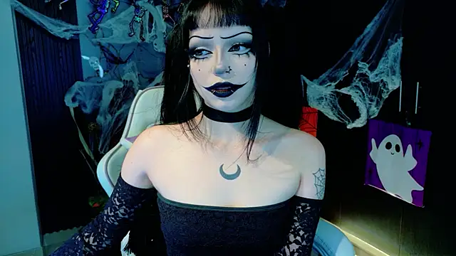 Madison Jackson online show from October 2025 09:27:01 PM