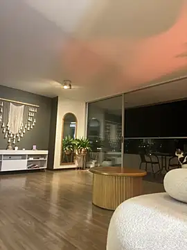 Snapshot of Irish_Collins chatting on January 2025 03:23:01 AM Irish Collins online show from January 2025 03:23:01 AM