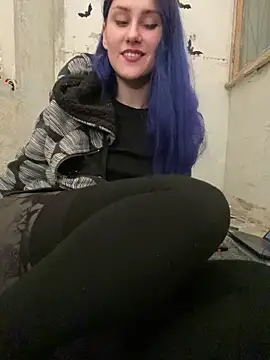 Snapshot of Erotic_Synth_Goddess chatting on December 2024 03:31:02 PM Erotic Synth Goddess online show from December 2024 03:31:02 PM