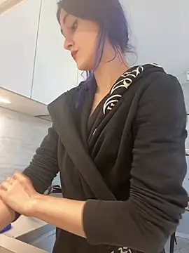 Snapshot of Erotic_Synth_Goddess chatting on February 2025 12:30:02 PM Erotic Synth Goddess online show from February 2025 12:30:02 PM