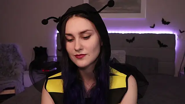 Snapshot of Erotic_Synth_Goddess chatting on October 2025 05:08:02 PM Erotic Synth Goddess online show from October 2025 05:08:02 PM