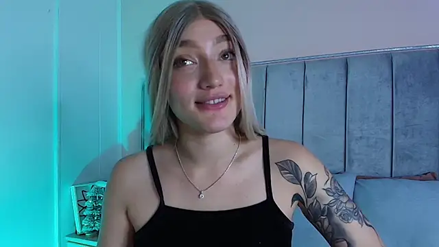 Giaa Ross online show from January 2025 02:55:02 PM