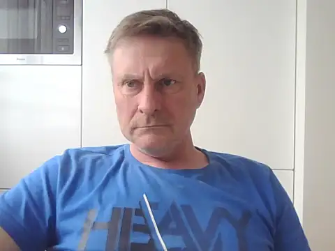 johnnym1 online show from March 2025 01:40:02 PM