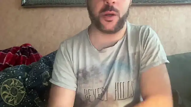 Snapshot of RedDante89 chatting on December 2024 08:09:02 AM RedDante89 online show from December 2024 08:09:02 AM