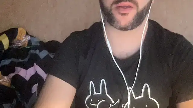 Snapshot of RedDante89 chatting on February 2025 03:53:01 PM RedDante89 online show from February 2025 03:53:01 PM