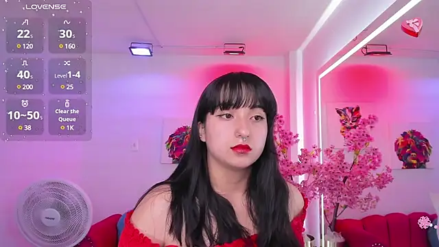 Miss dolly  online show from February 2025 12:27:01 PM