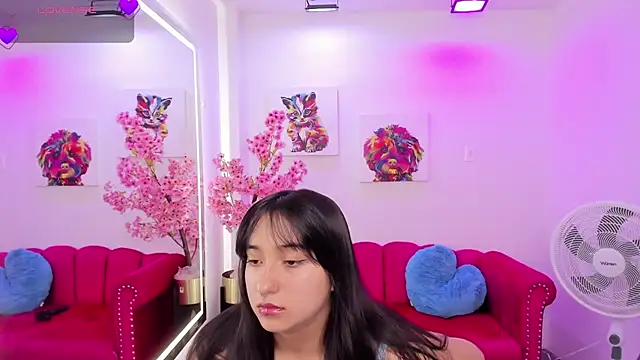 Miss dolly  online show from March 2025 12:16:01 PM