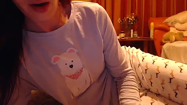 Snapshot of LovelyAndraGirl chatting on May 2026 08:07:02 PM LovelyAndraGirl online show from May 2026 08:07:02 PM