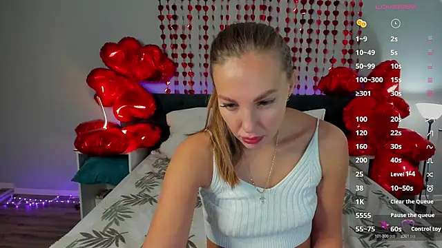 Kelly Hardy online show from February 2025 01:13:01 AM