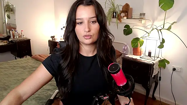 Lenas Room online show from May 2026 05:57:02 AM