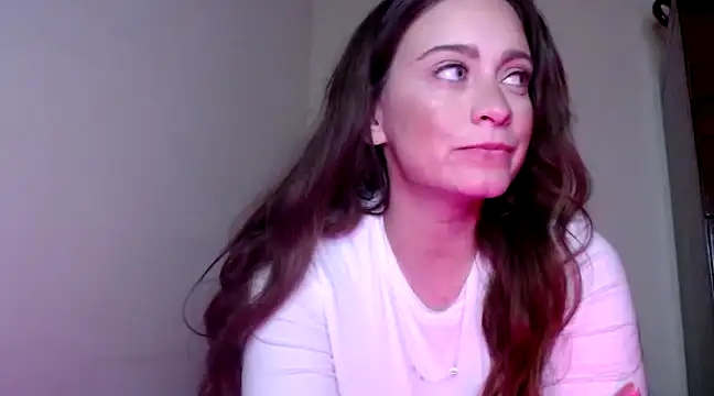 Sophie Raegan online show from December 2024 11:43:01 AM