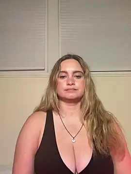 Sophie Raegan online show from May 2026 10:31:02 AM