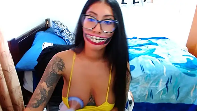 Snapshot of sofia_rosse4 chatting on October 2025 10:40:02 PM sofia rosse4 online show from October 2025 10:40:02 PM